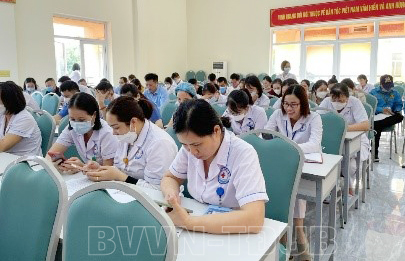 Chuyển giao gói báo cáo sự cố y khoa cho Trung tâm y tế huyện Vân Đồn