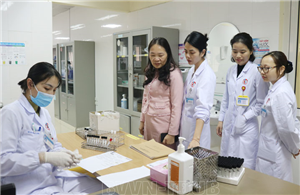 Đoàn kiểm tra chất lượng Sở Y tế đánh giá tại Bệnh viện Việt Nam – Thụy Điển Uông Bí