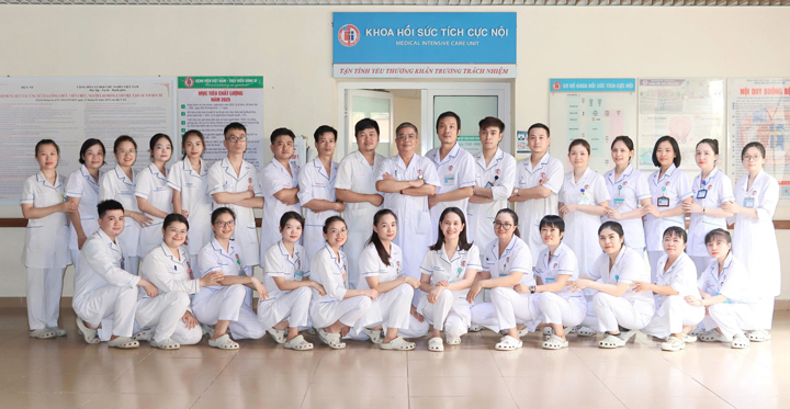 Khoa Hồi sức tích cực Nội