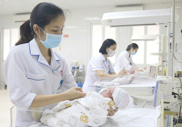 Phòng ngừa nhiễm khuẩn huyết do catheter ở trẻ sơ sinh:  Sự an toàn đến từ những thao tác nhỏ nhất