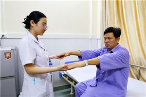 Đột quỵ không chờ ai – May mắn nhiều người bệnh đã được cấp cứu kịp thời