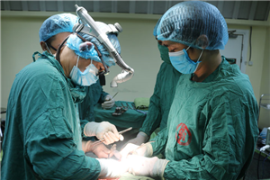 Phối hợp với Bệnh viện TW Quân đội 108 phẫu thuật điều trị ca phình động mạch chủ bụng phức tạp