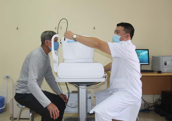 Chụp OCT là phương pháp chụp cắt lớp quang học mắt có nguyên lý hoạt động như thế nào? 
