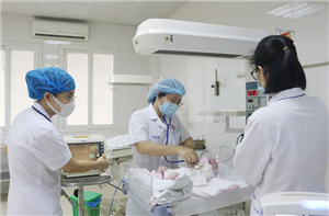 Khoa Sơ sinh, Bệnh viện Việt Nam – Thụy Điển Uông Bí Nơi những bàn tay “giữ mầm sống”
