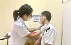 Đừng xem nhẹ một khối u vùng cổ