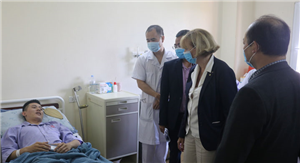 Bệnh viện Việt Nam – Thụy Điển Uông Bí Tiếp đón và làm việc cùng Đoàn chuyên gia đến từ thành phố Nevers – Cộng hòa Pháp