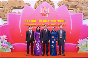 Bệnh viện Việt Nam – Thụy Điển Uông Bí vinh dự được tuyên dương tại Hội nghị thi đua yêu nước Tỉnh Quảng Ninh