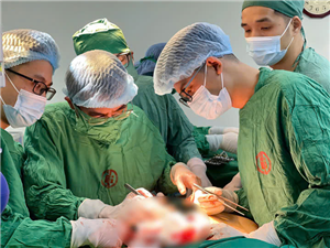 Kịp thời cứu sống nam thanh niên bị chấn thương tim